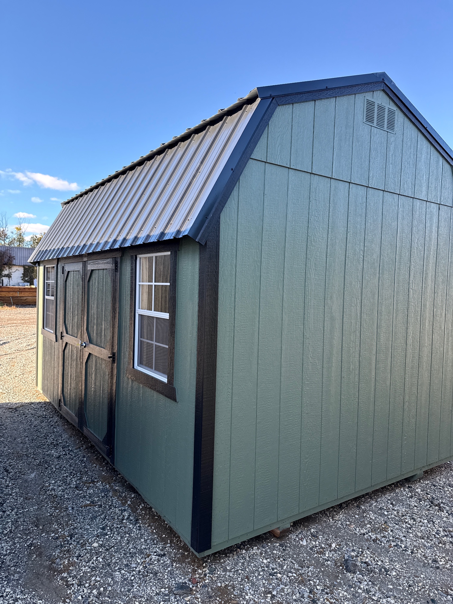 Lofted Barn - 10x16