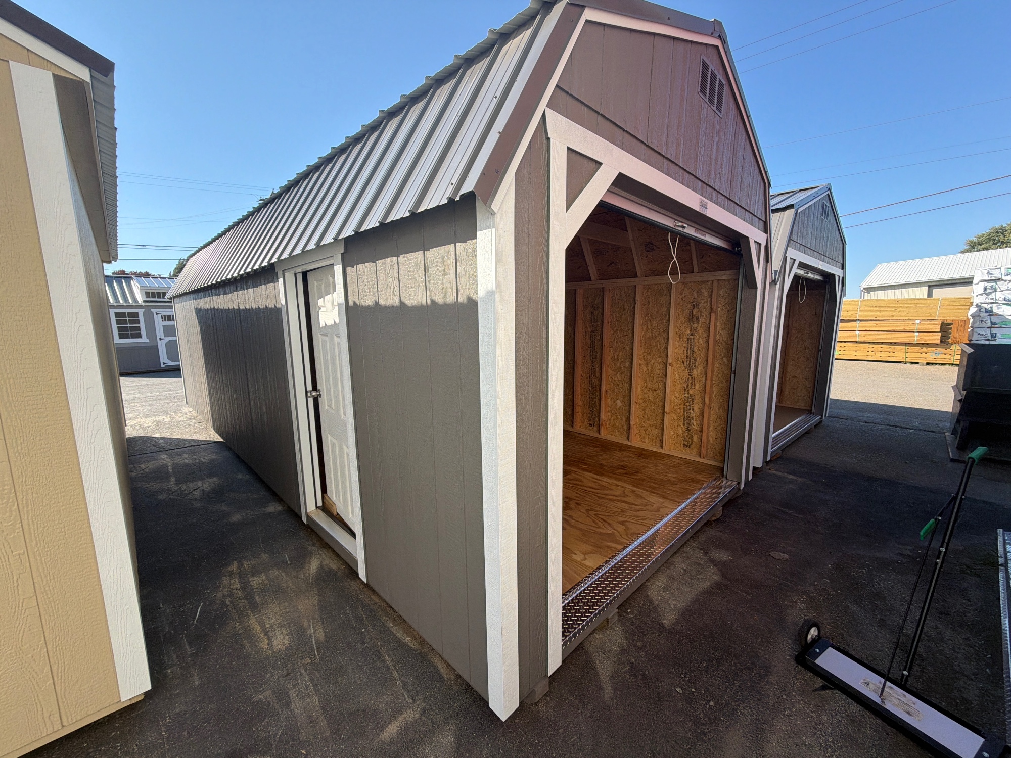Lofted Barn Garage - 12x28
