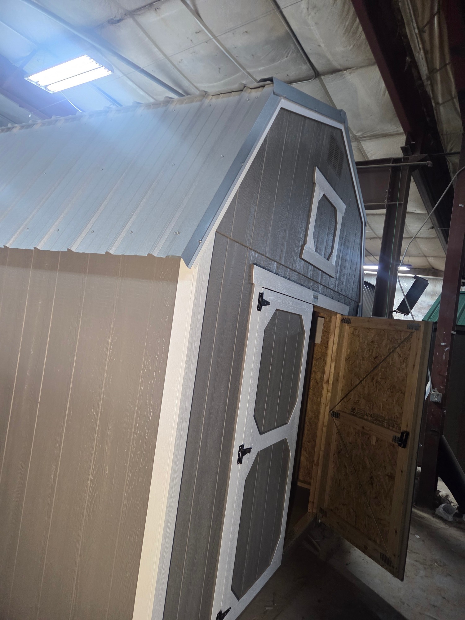Lofted Barn - 10x16