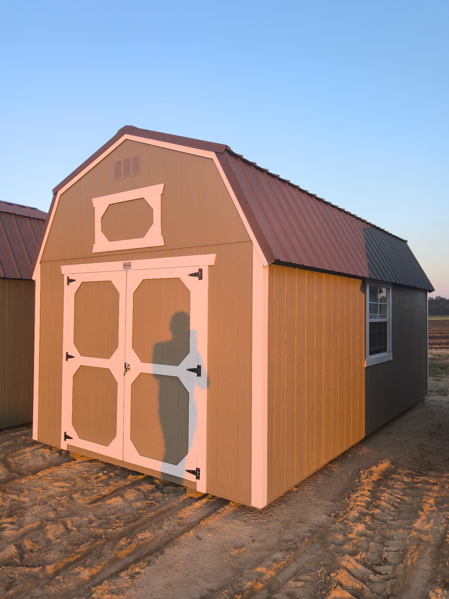 Lofted Barn - 10x20