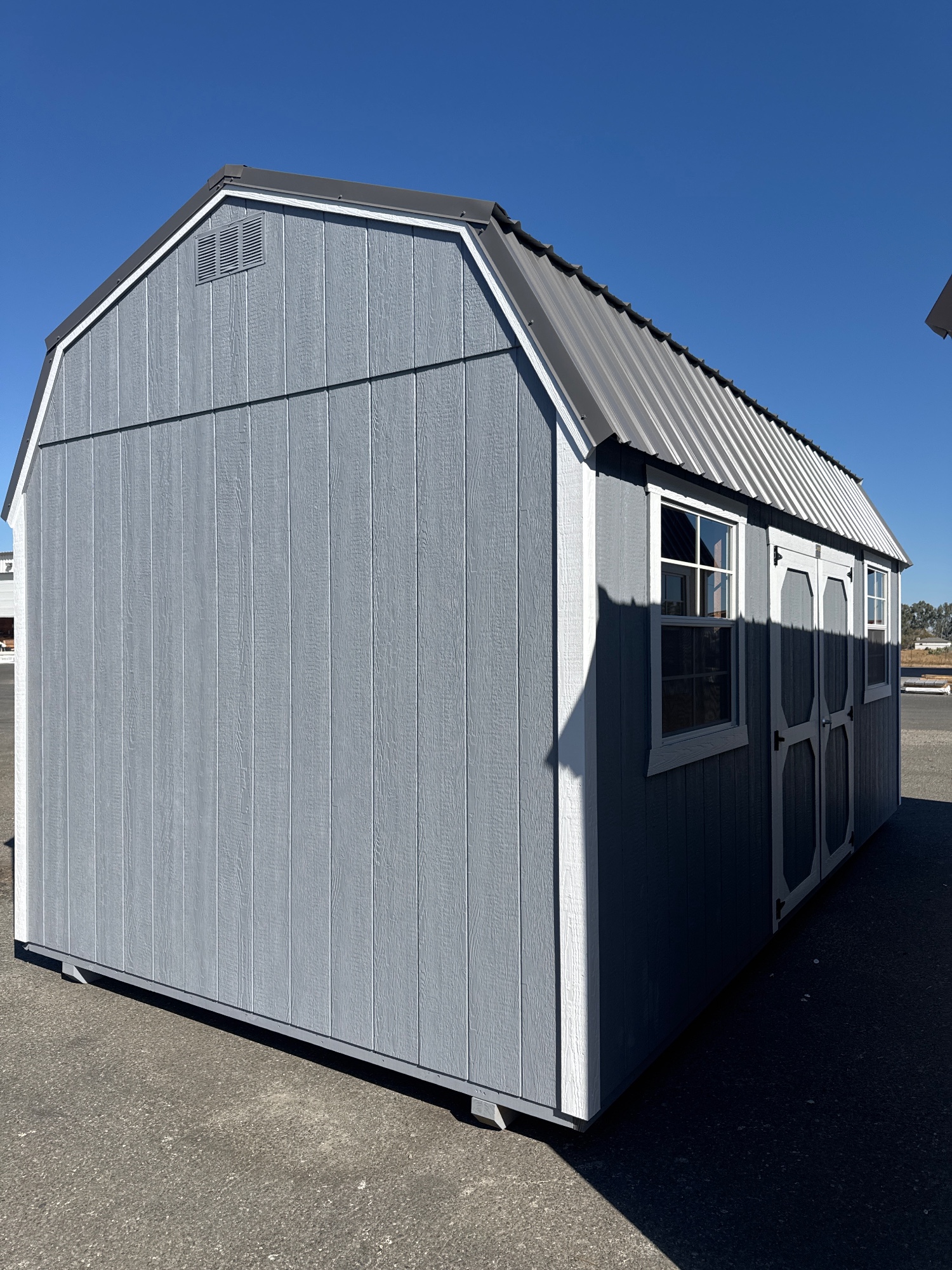 Lofted Barn - 10x20