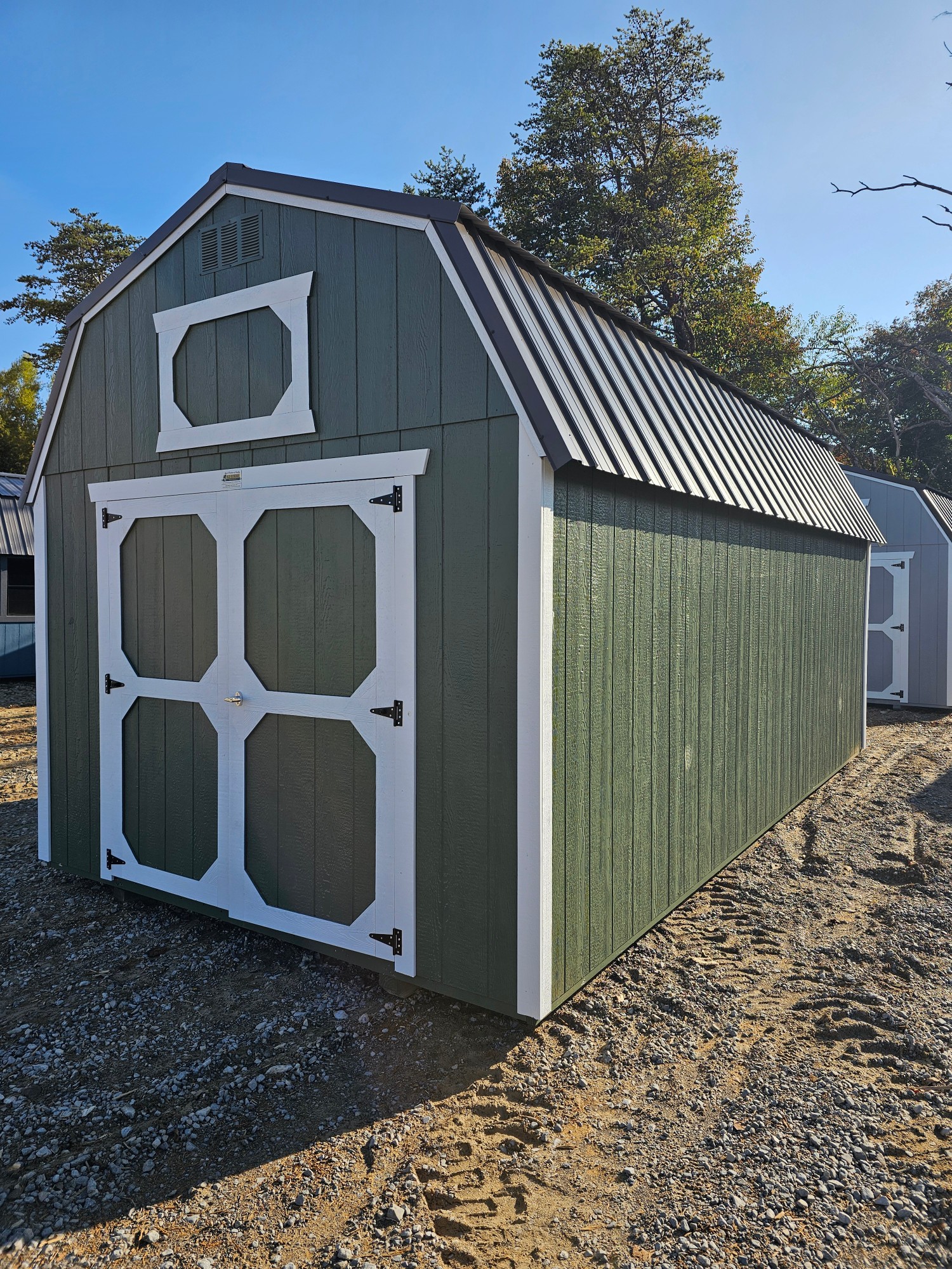 Lofted Barn - 10x20