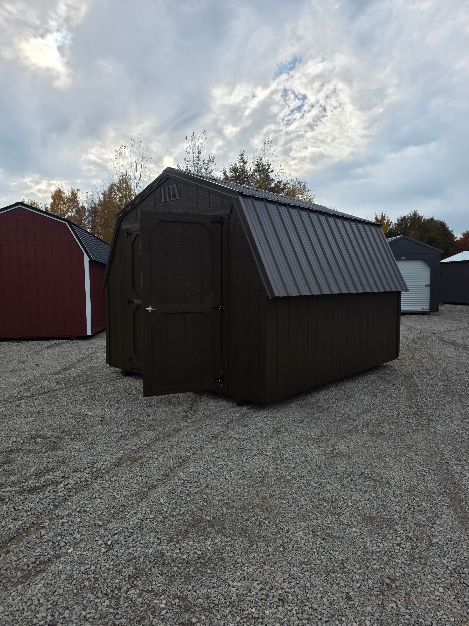 Barn - 10x12 image 6