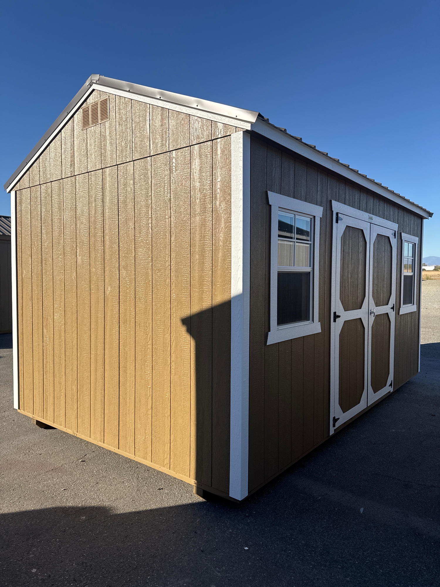 10 × 16 Utility at 625 Northwestern Ave.