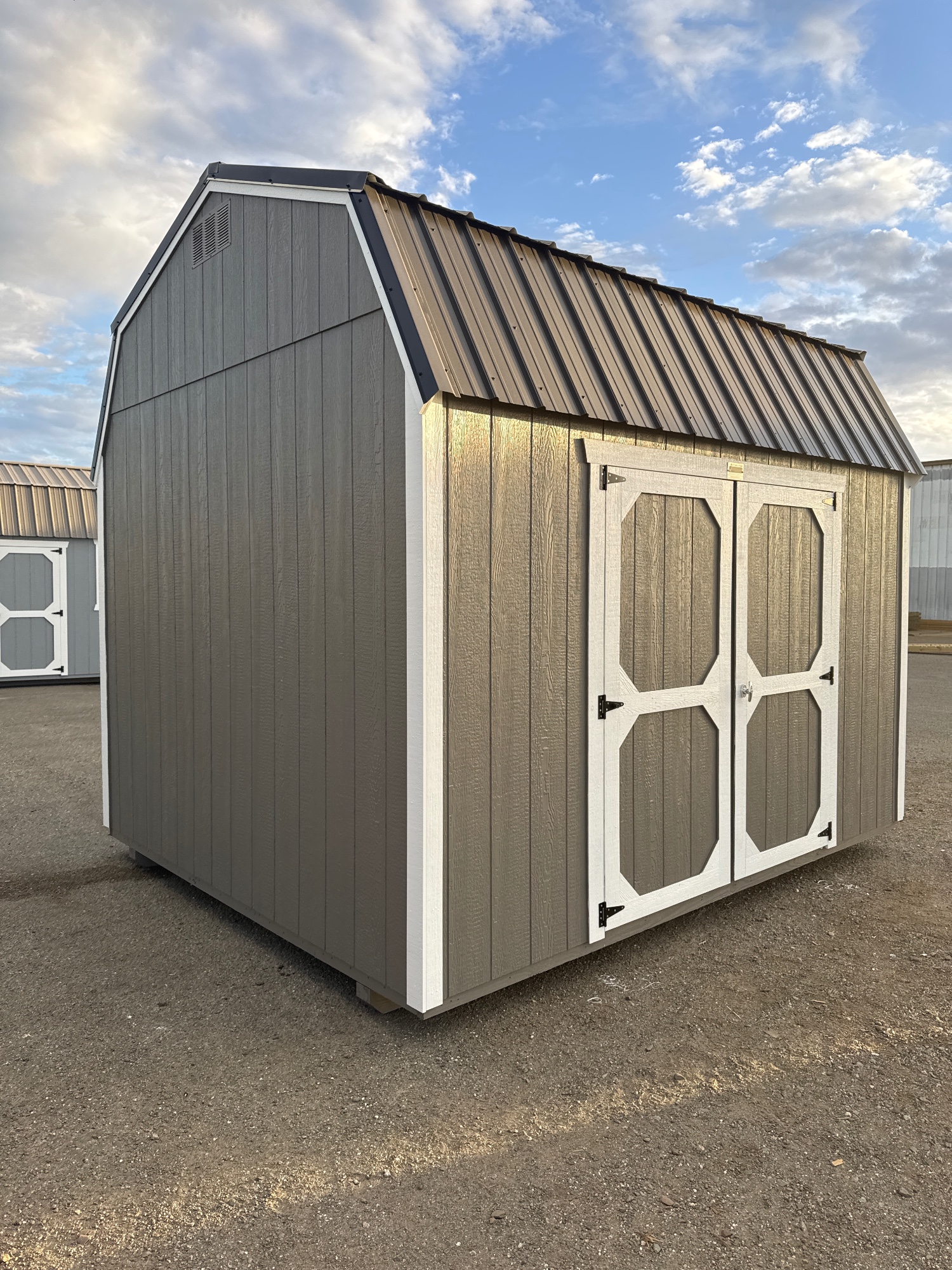 Lofted Barn - 10x12