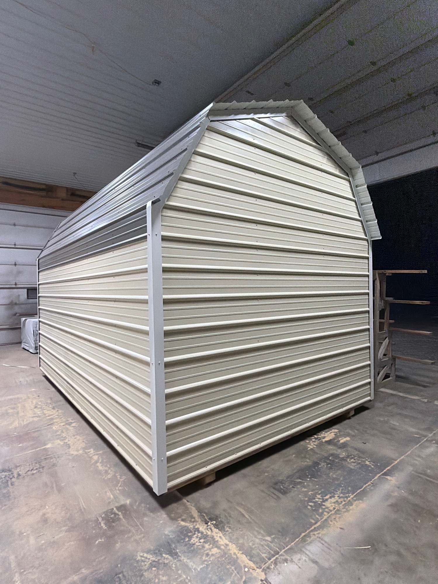 Metal Lofted - 10x16 image 2