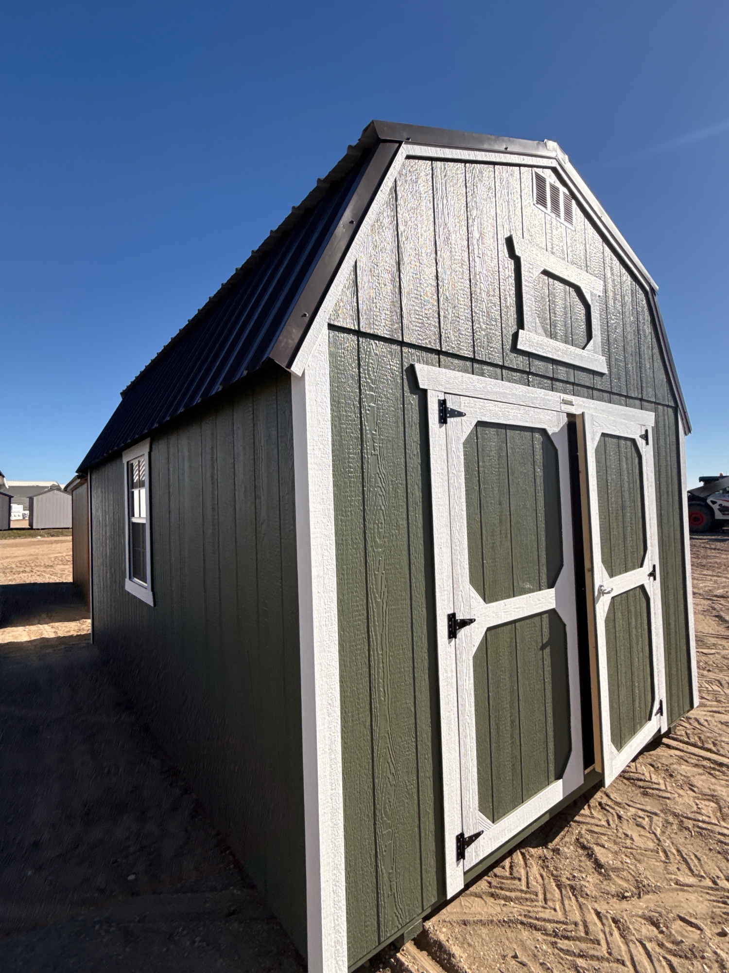 Lofted Barn - 10x16