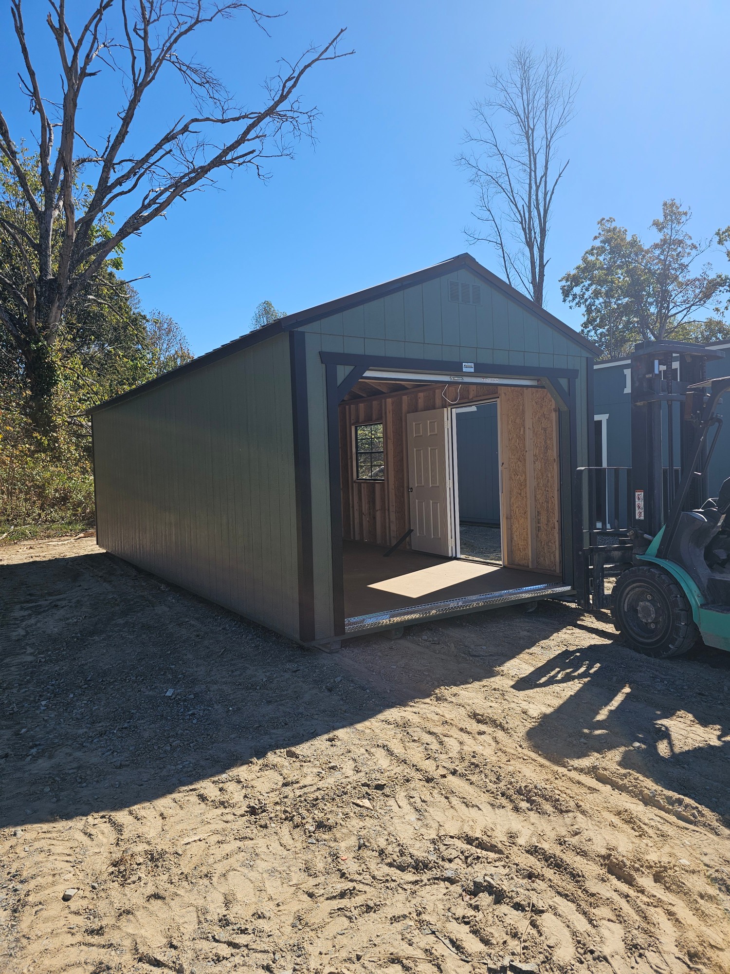 Utility Garage - 12x28
