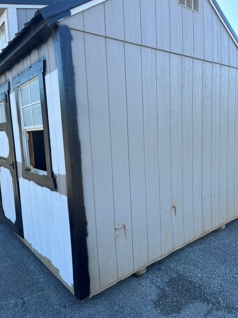 Utility Dormer - 10x16