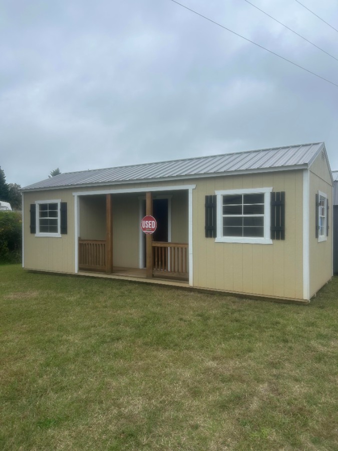 Utility Center Porch - 12x28
