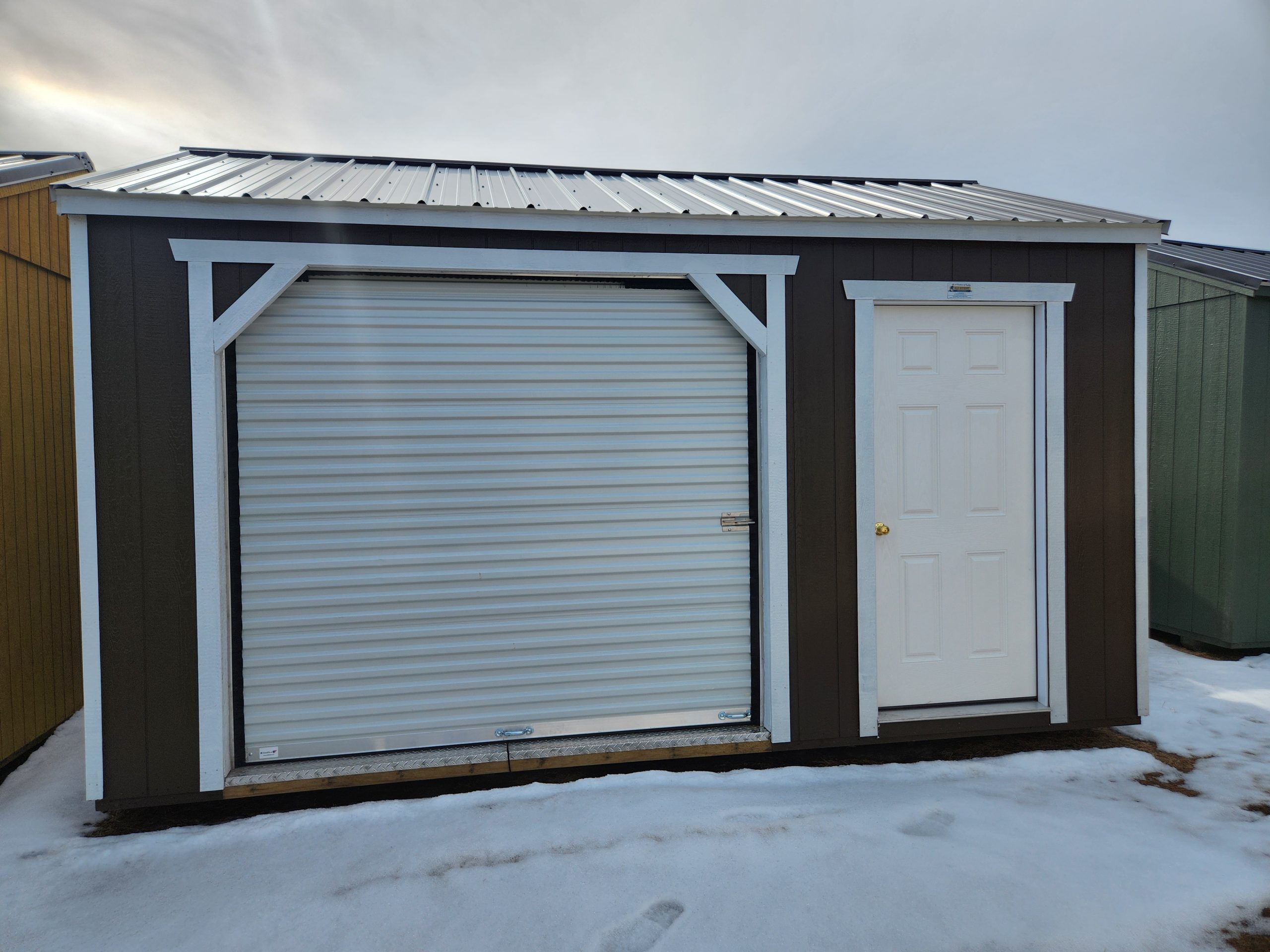 Utility 8′ Garage – 10X16