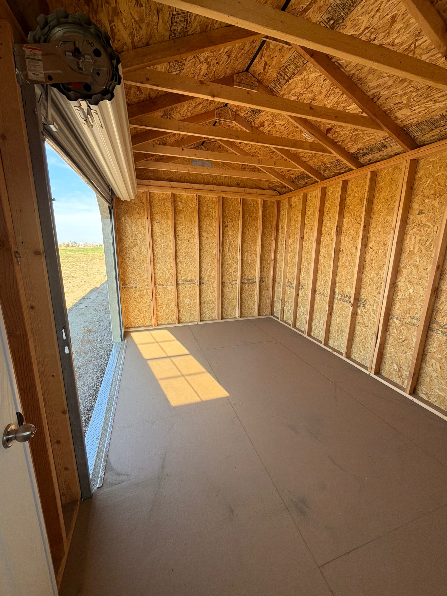 Utility 8' Garage - 10x16