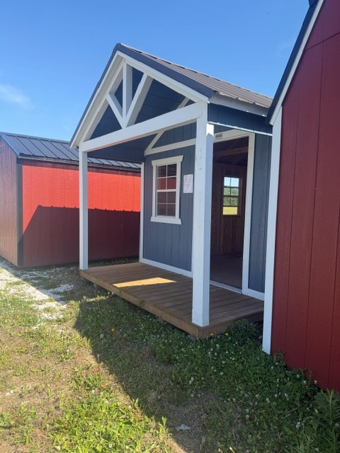 Utility Playhouse - 10x20
