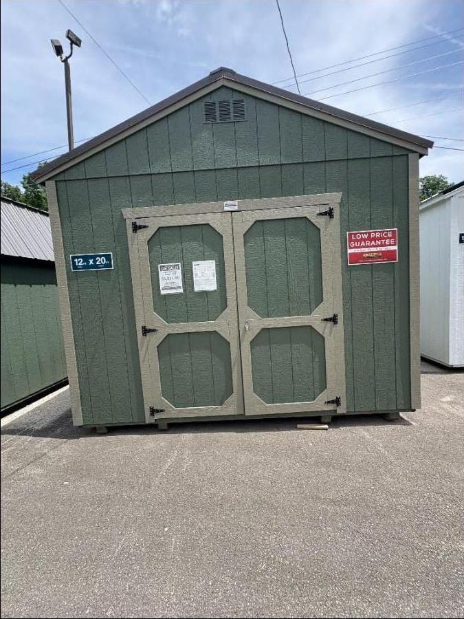 Utility 12×20