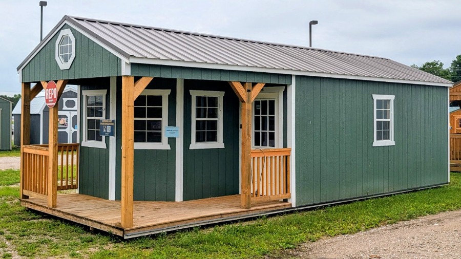 Utility Deluxe Playhouse – 12×32