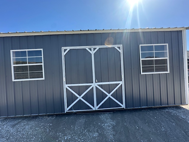 Utility - 10x20