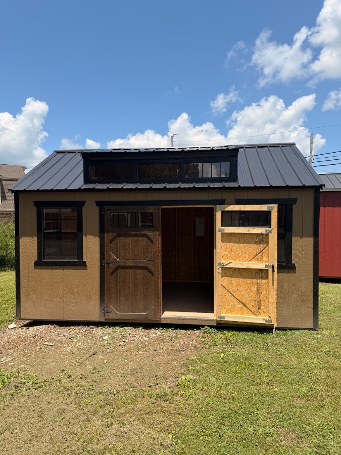 Utility Dormer - 10x16