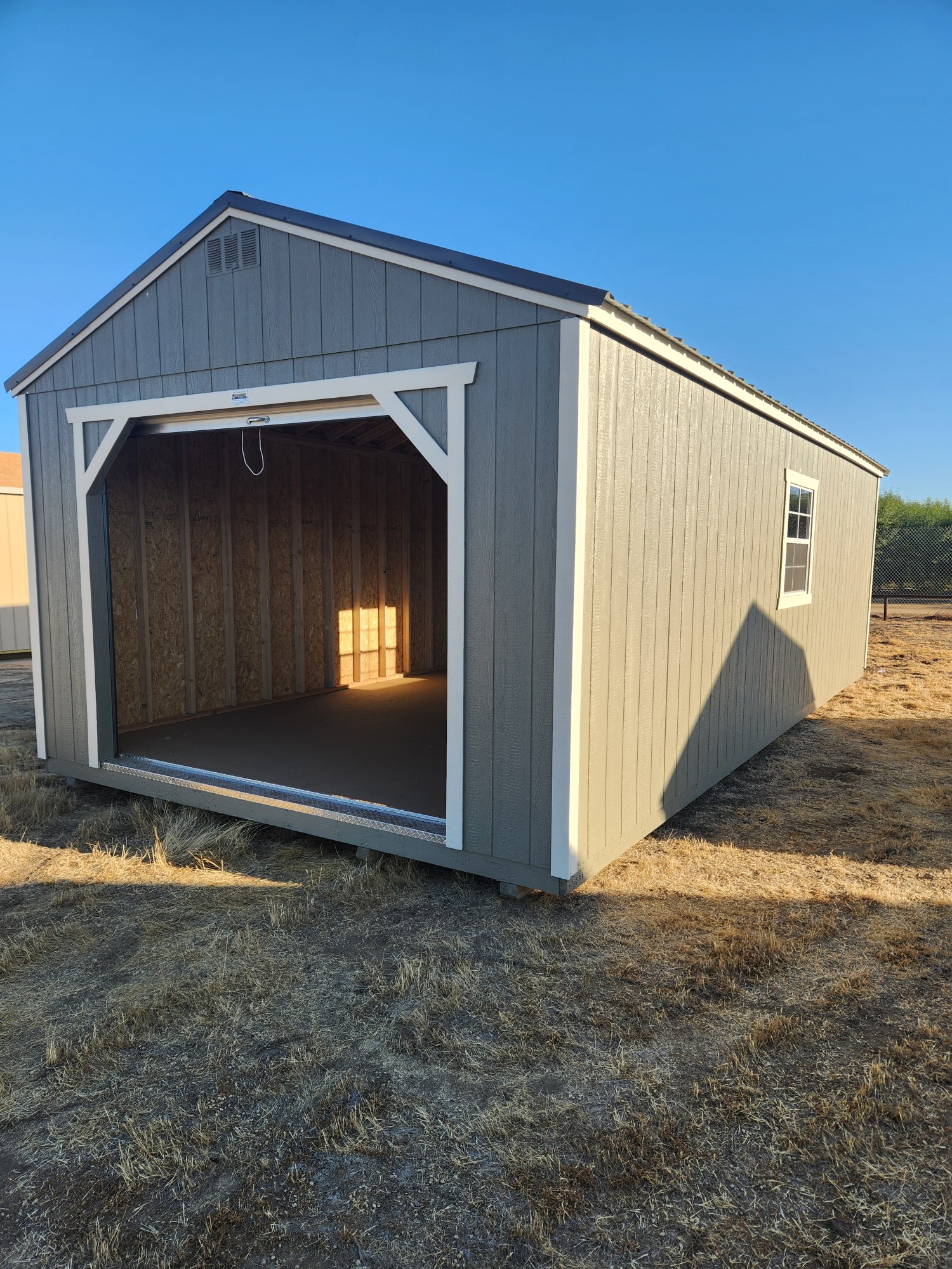 Utility Garage - 14x28