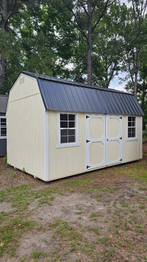 Pre-Owned Lofted Barn - 10x16