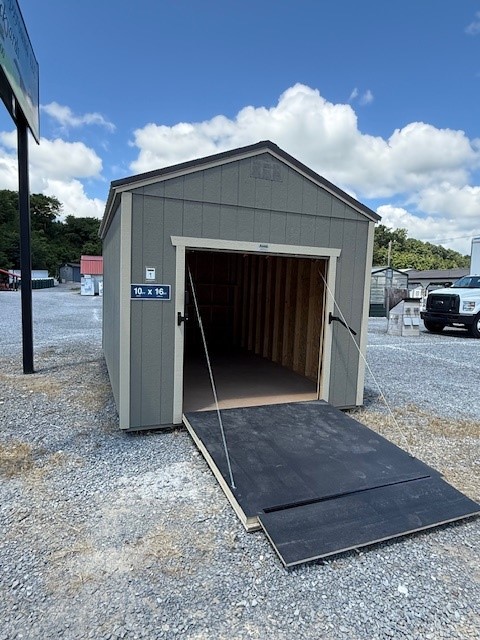 #58 Utility 10 X 16