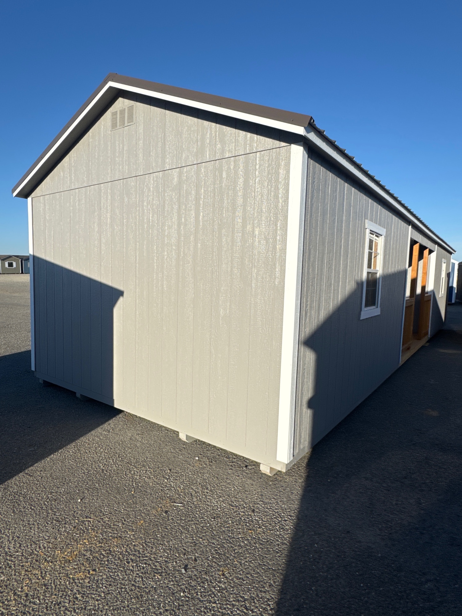 Utility Center Porch - 14x40