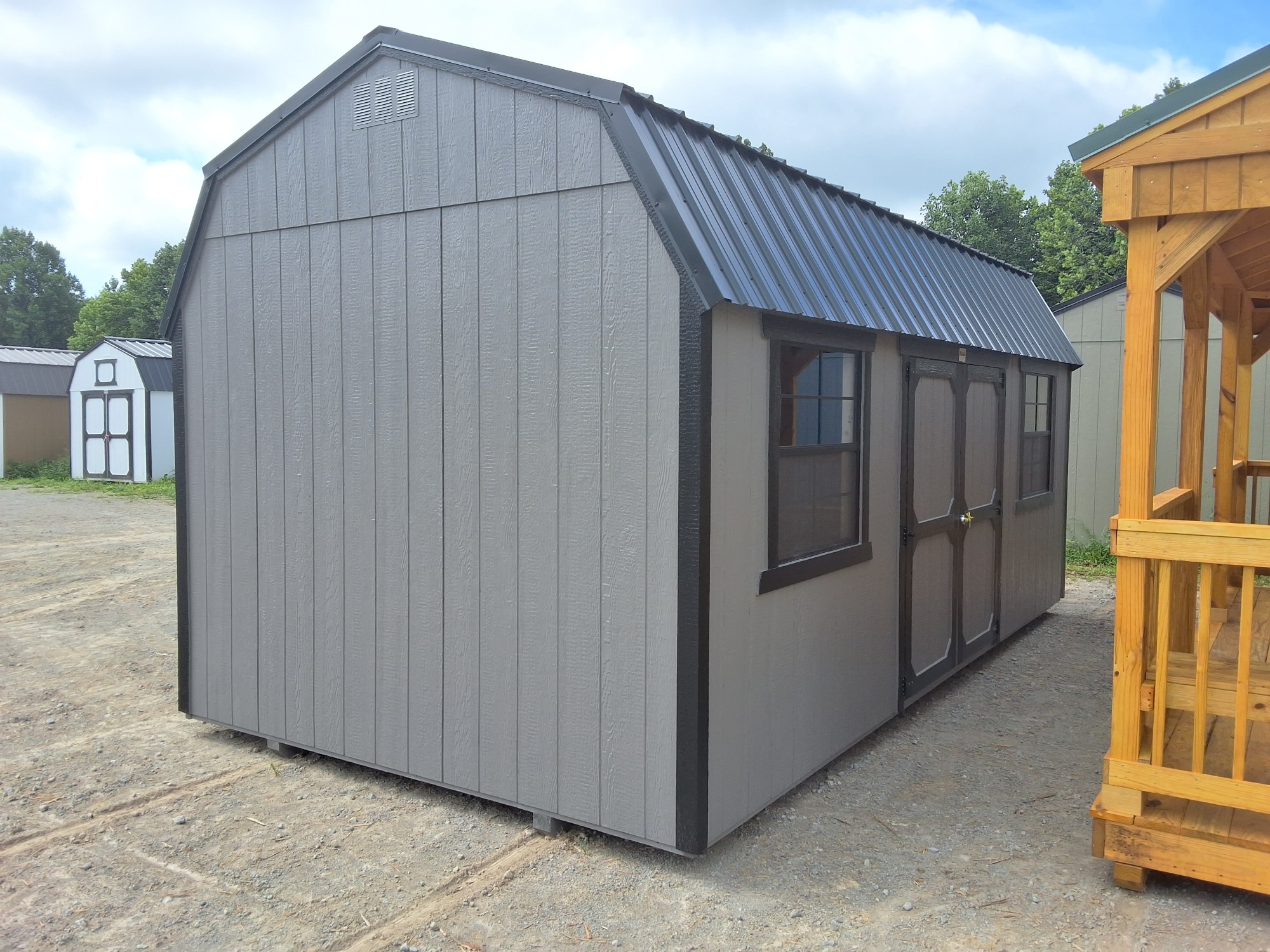 Lofted Barn - 10x20