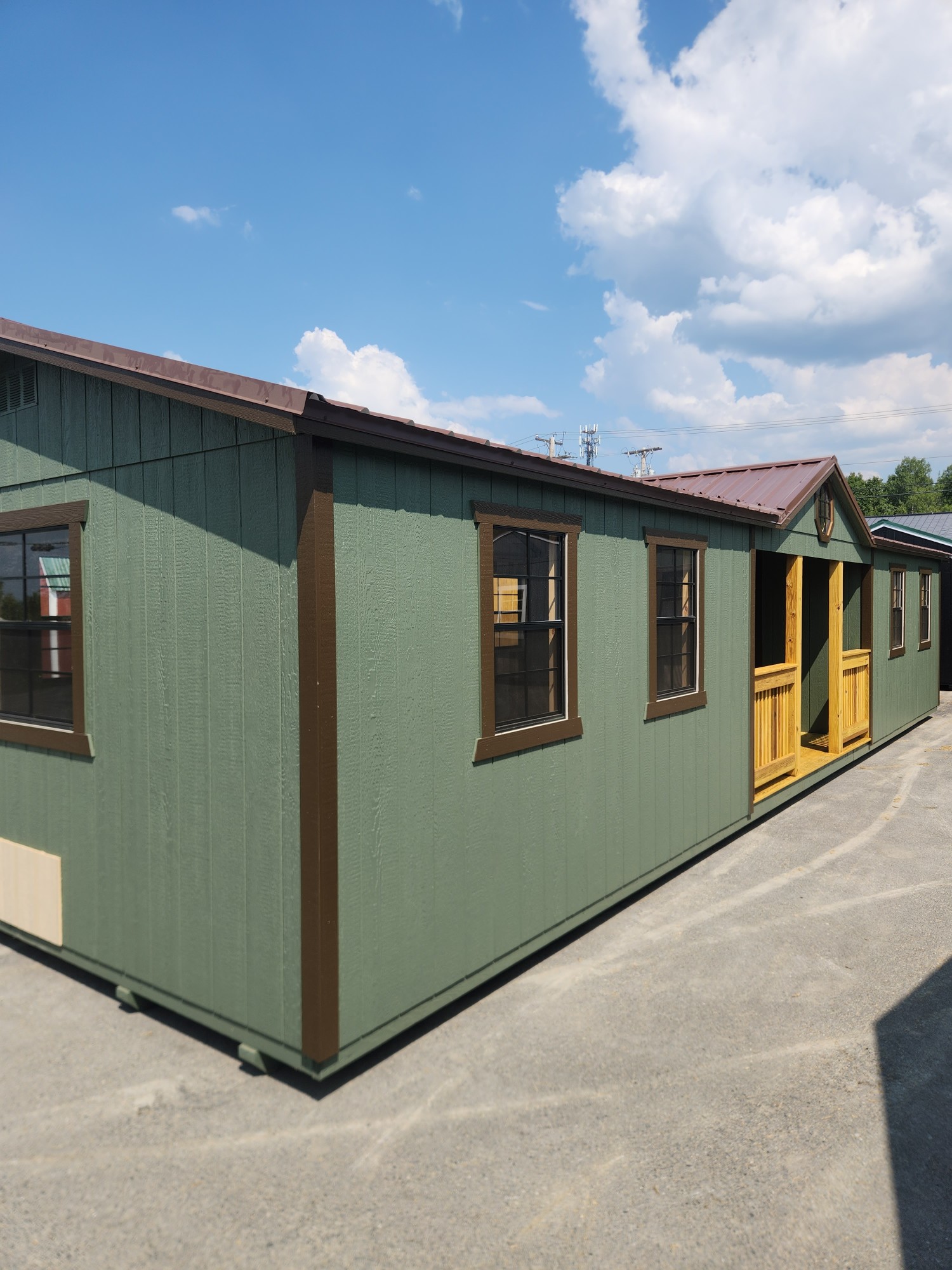 Utility Center Porch - 14x40