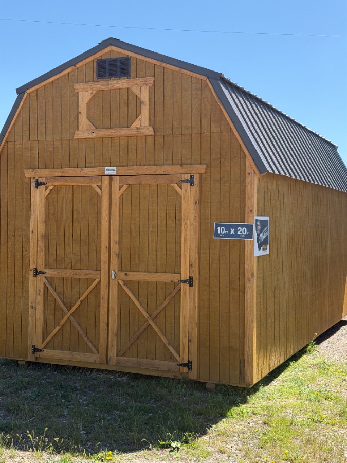 Lofted Barn - 10x20