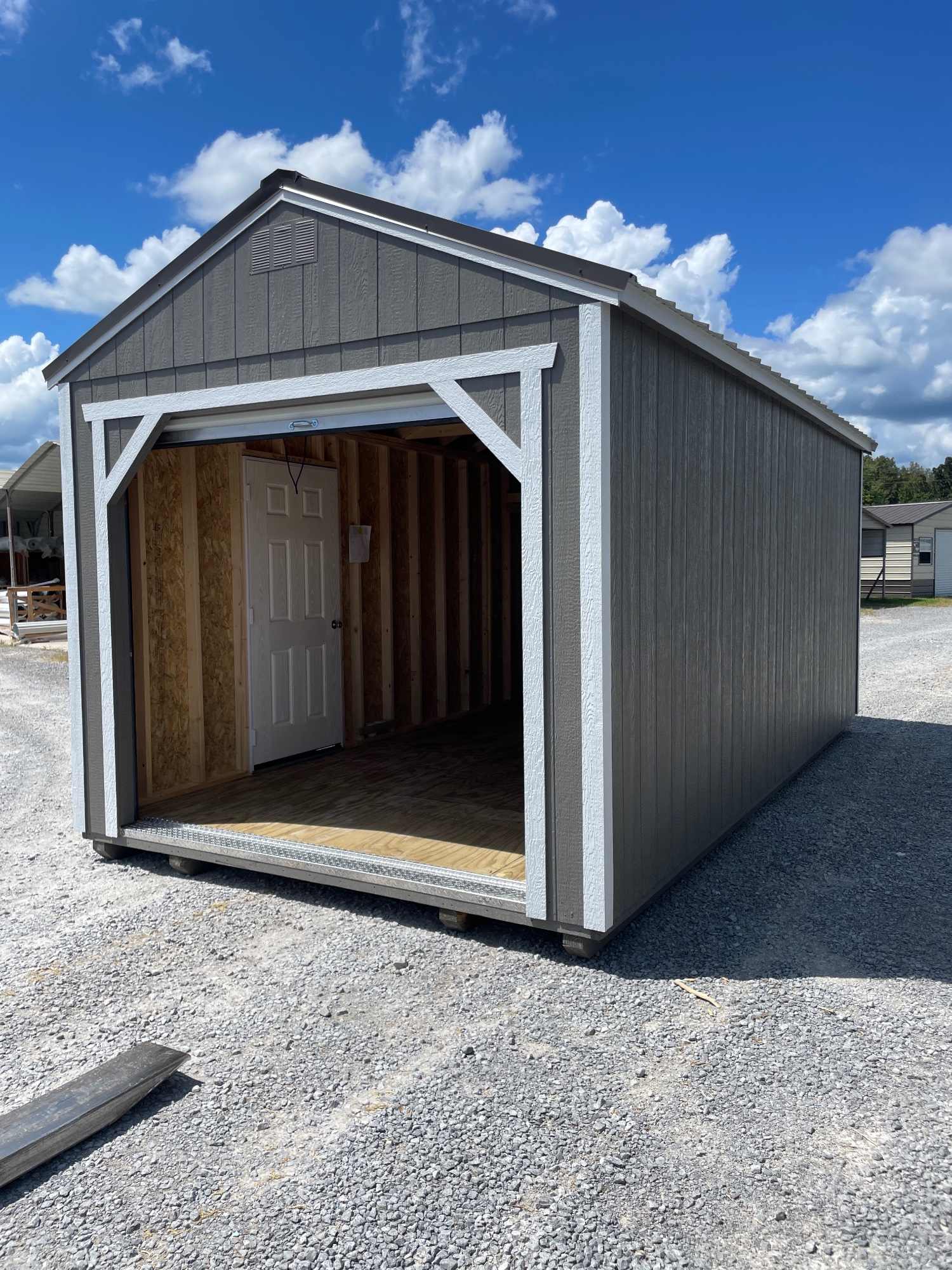 Utility 8' Garage - 10x20