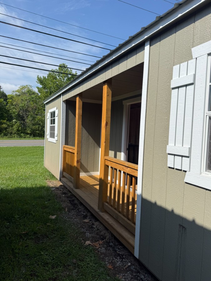 Utility Center Porch - 12x28