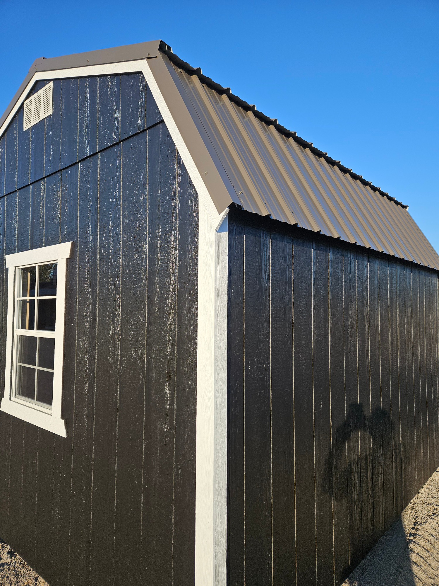 Lofted Barn - 10x12