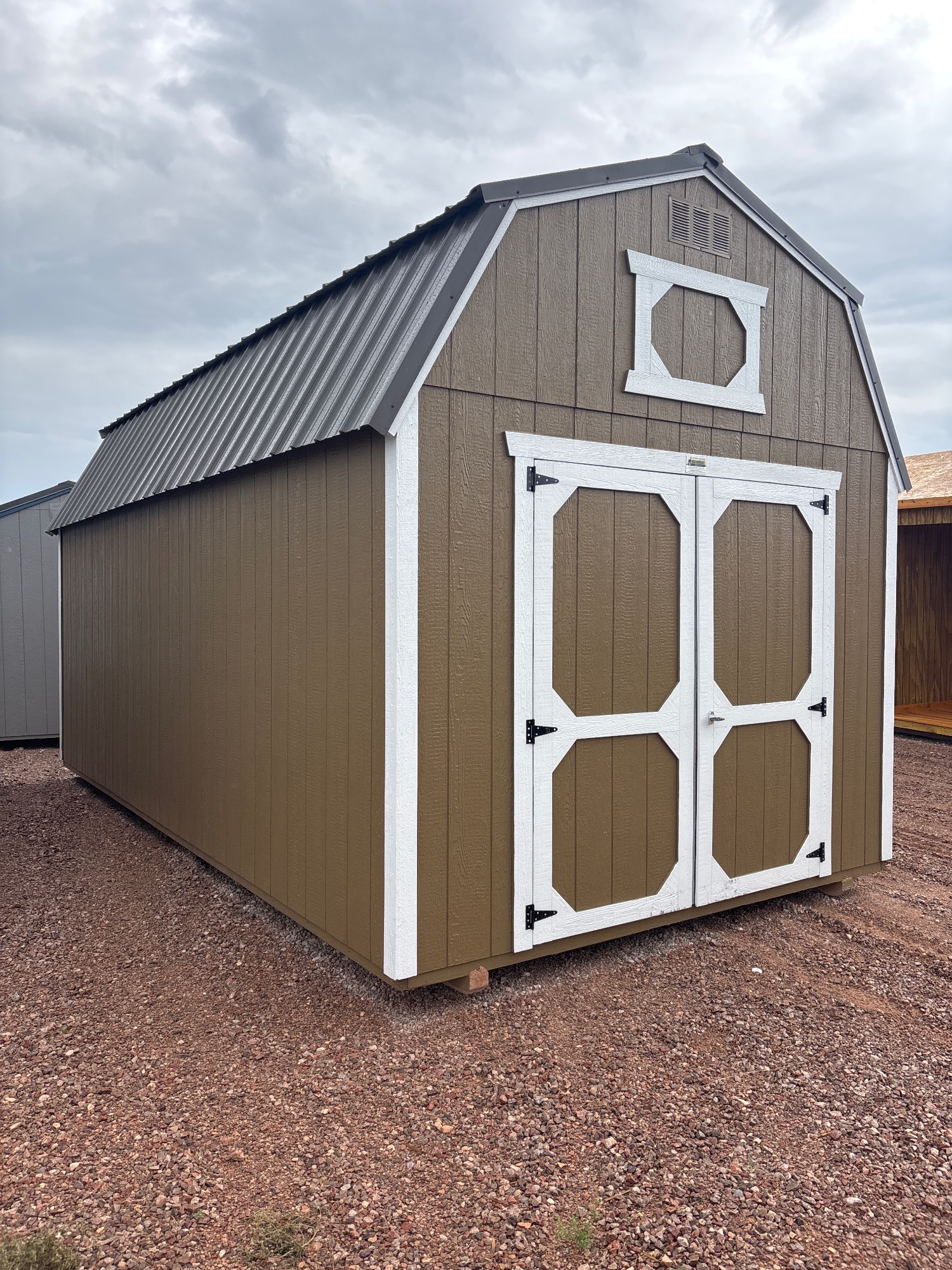 Lofted Barn - 10x20