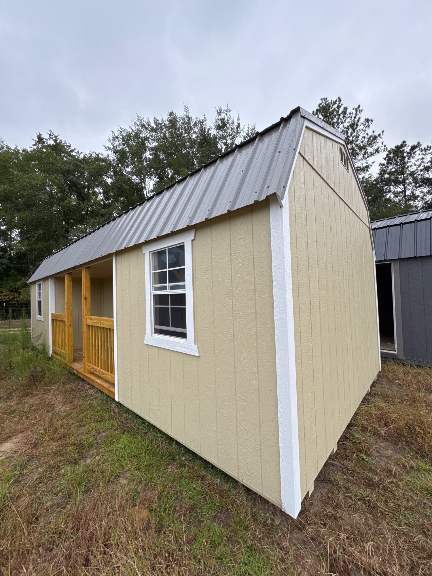 Lofted Barn Center Porch - 12x28
