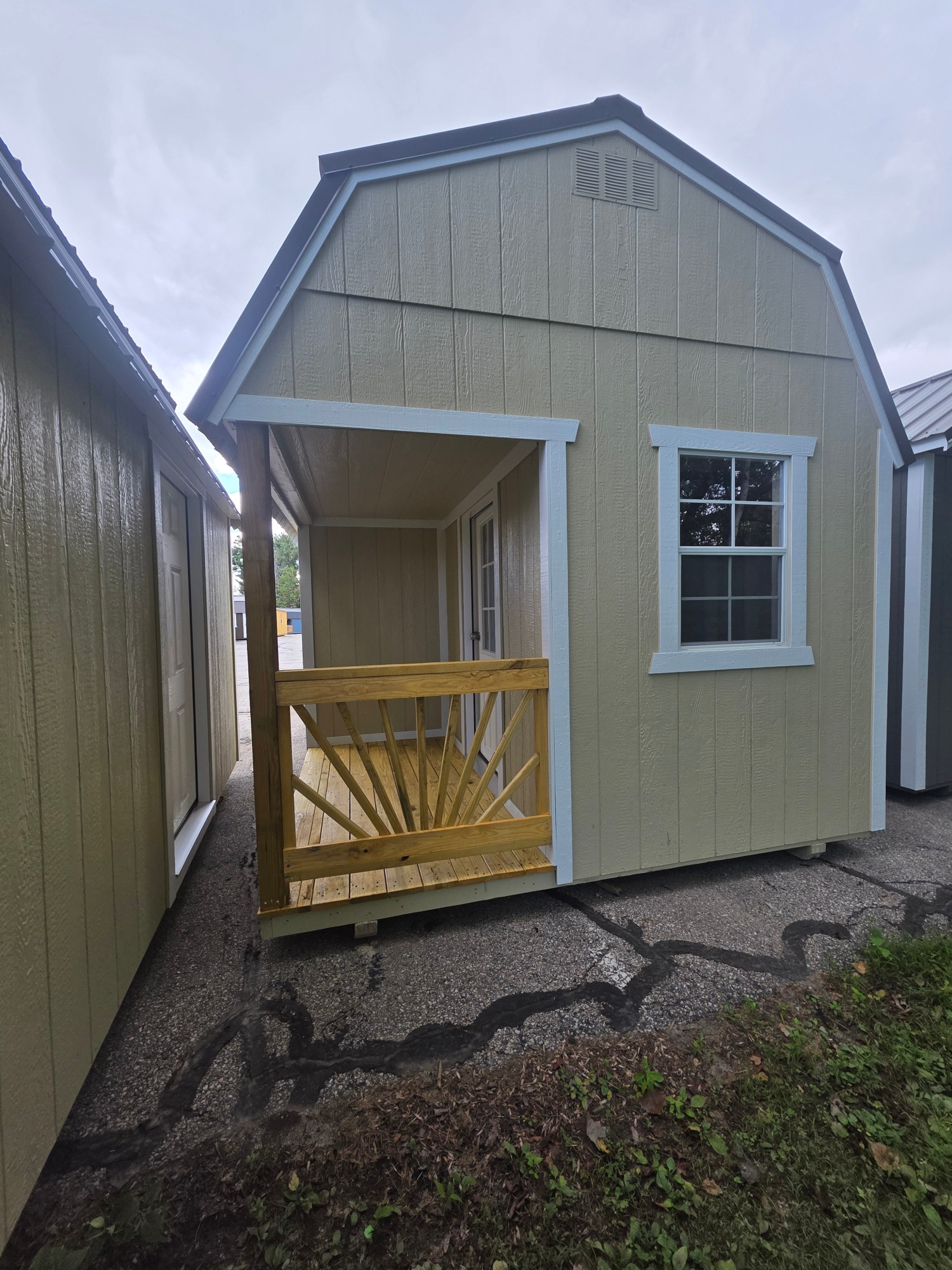 Lofted Barn Side Porch - 10x20
