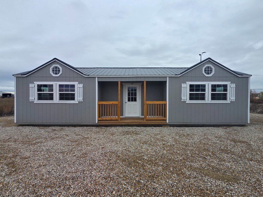 Utility Center Porch – 16×40