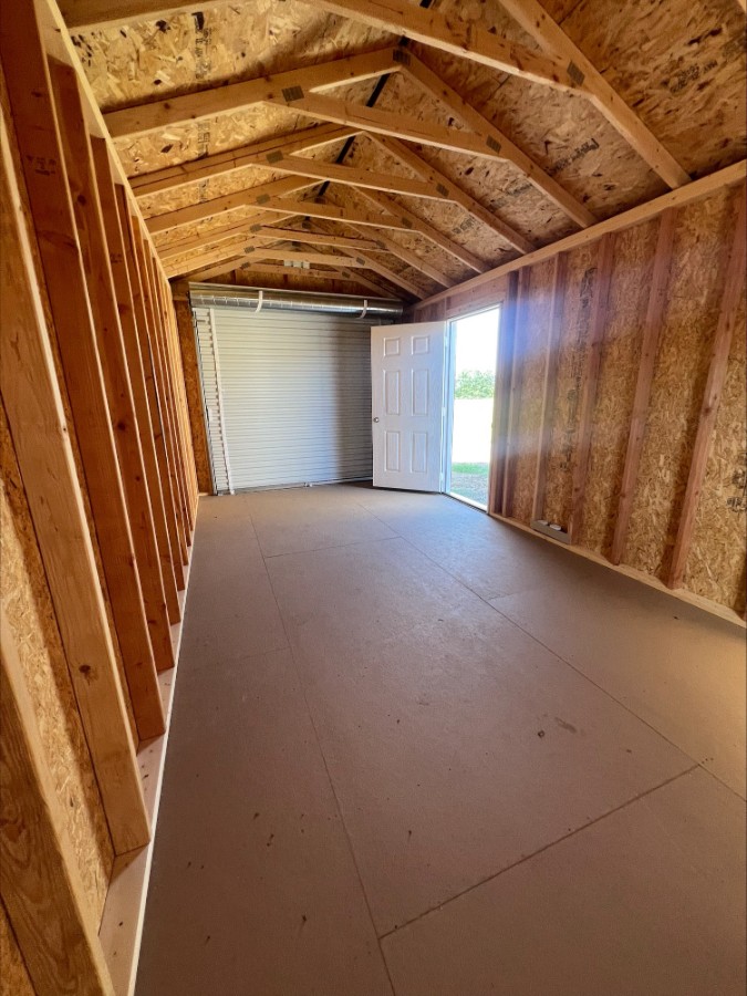 Utility 8' Garage - 10x20 image 2
