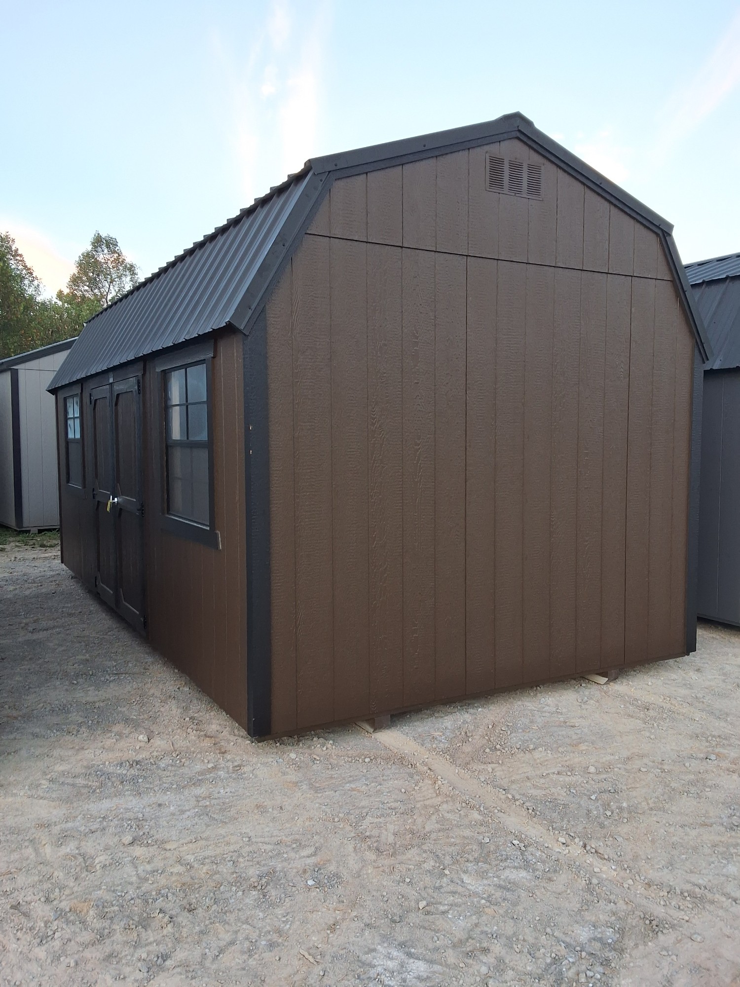 Lofted Barn - 10x20