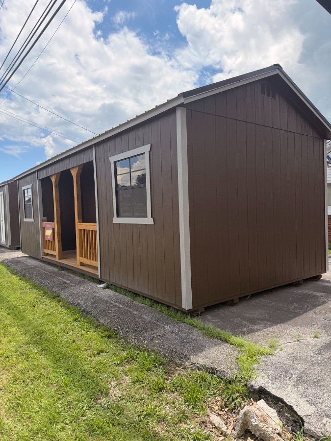 Utility Center Porch – 12×28