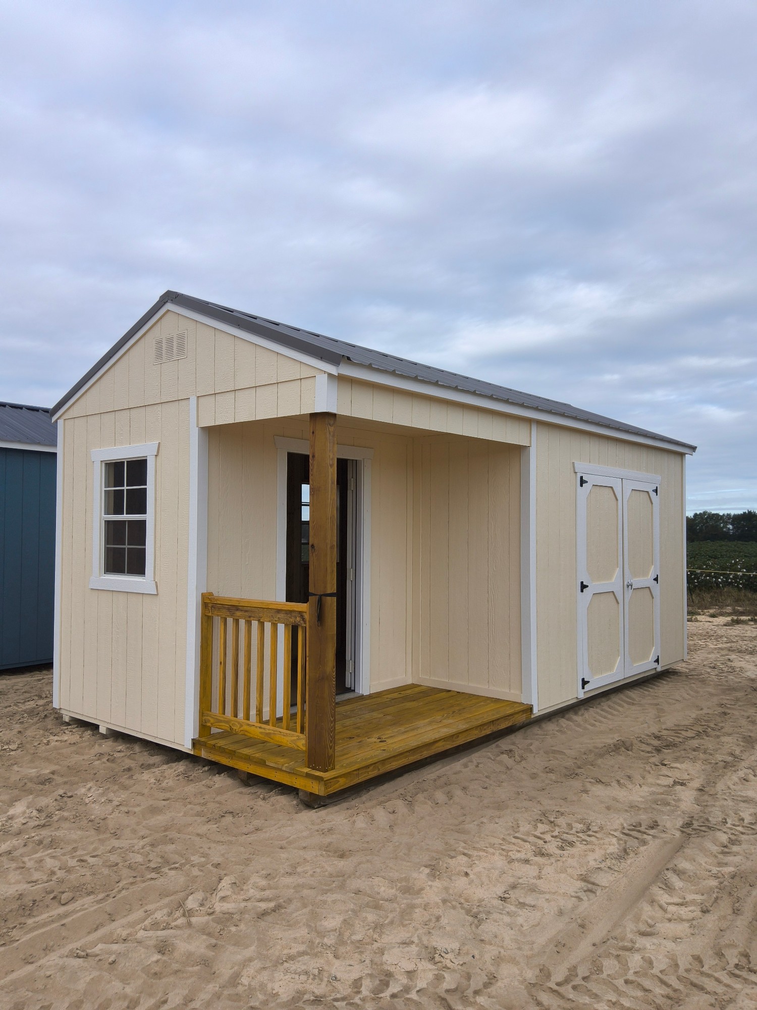 Utility Side Porch - 10x20