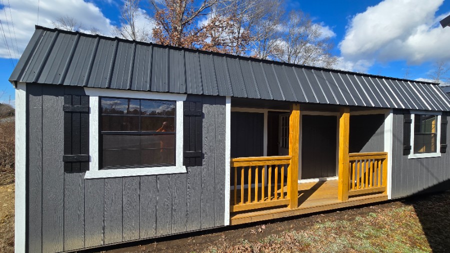 Lofted Barn Center Porch - 12x28