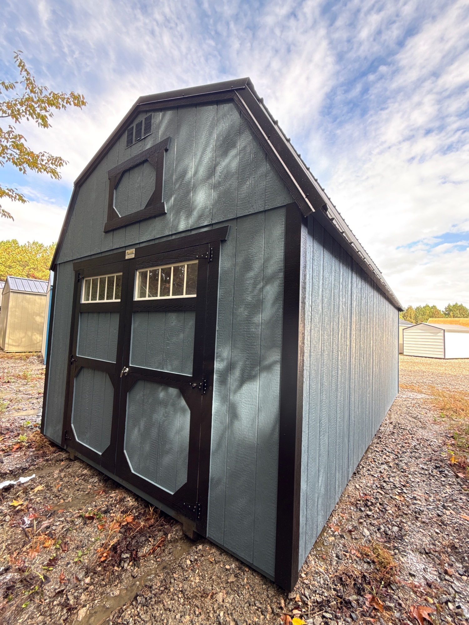 Lofted Barn - 10x20